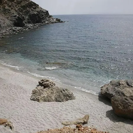Gikas Triple Sea View B6 Апартаменты *
