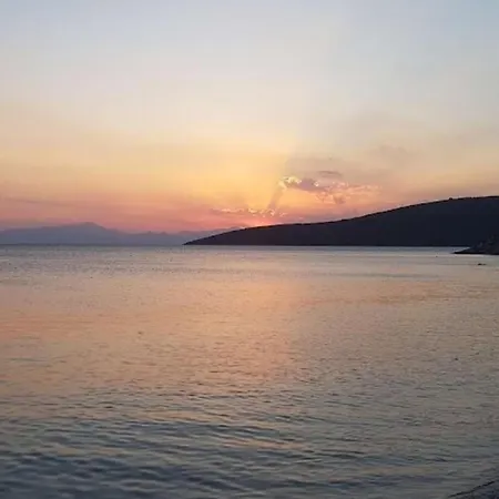 Апартаменты Gikas Triple Sea View B6 Marmari (Evia)